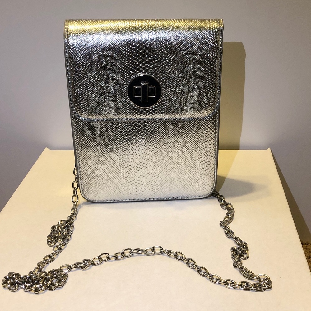 Metallic Silver Crossbody Bag with Chain